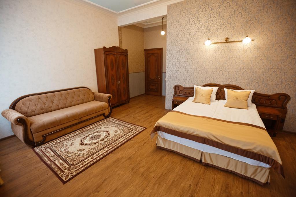 Mini-Hotel Guest House Inn ลวีฟ ห้อง รูปภาพ